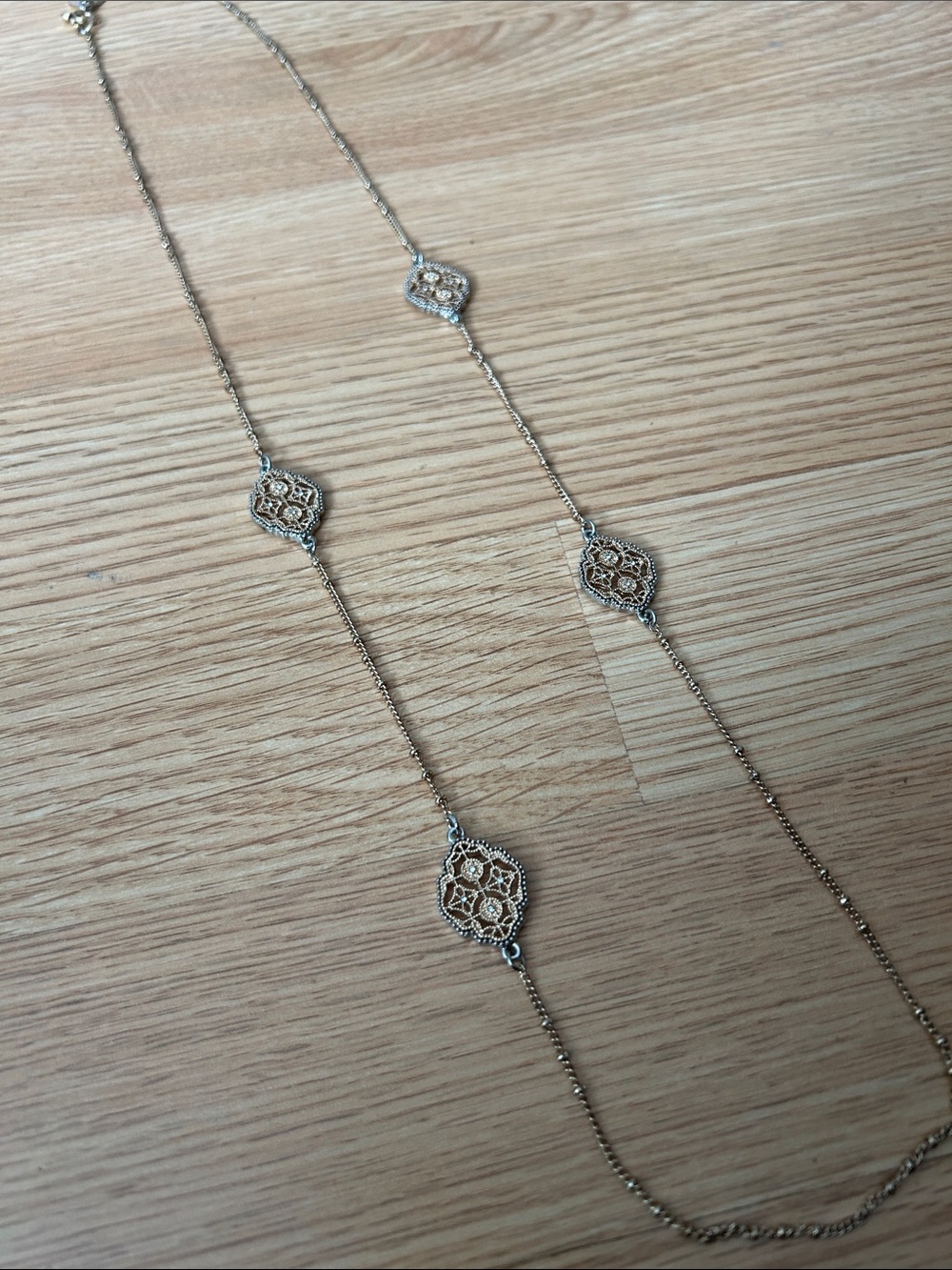 Loft long necklace